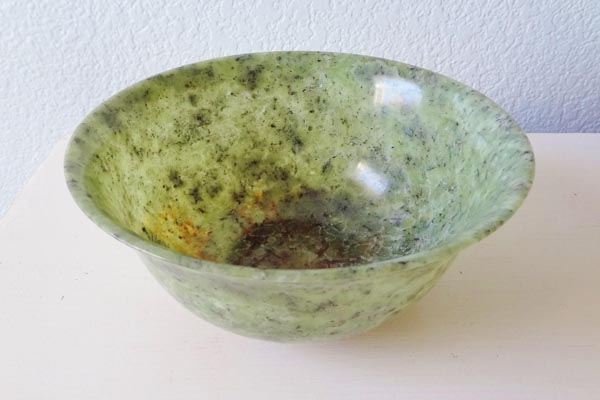 beautiful jade bowl